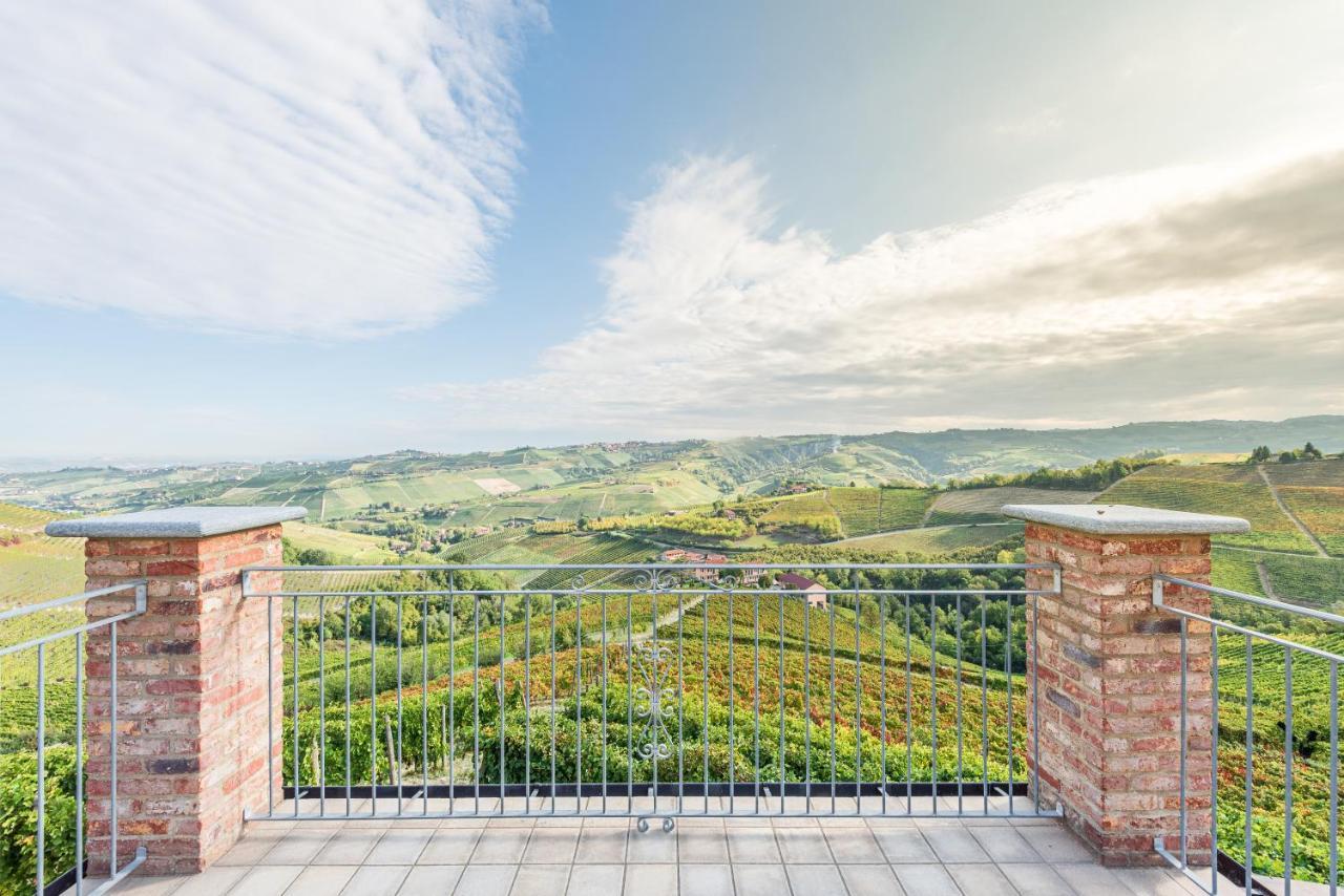 Villa Bricco Paglieri, Entire Villa Alba  Exterior foto