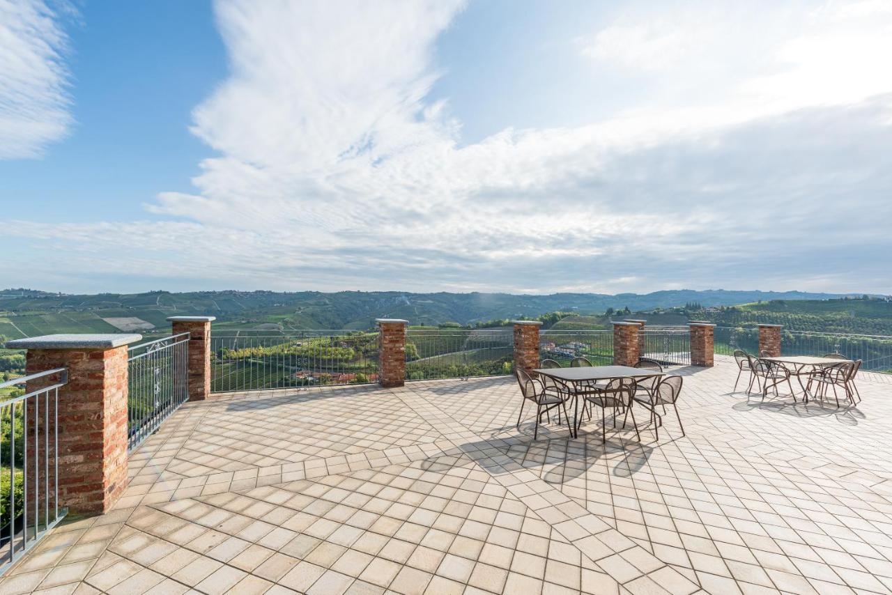 Villa Bricco Paglieri, Entire Villa Alba  Exterior foto